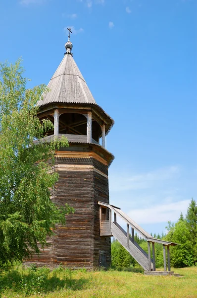 Régi, fából készült templom — Stock Fotó