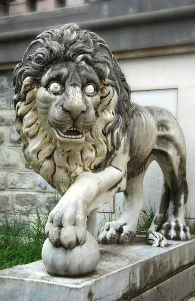 León de Pelesh Palas en Rumania —  Fotos de Stock