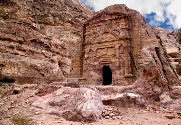 Uraltes Grab in Petra — Stockfoto