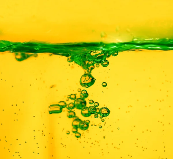Colourful water splash background — Stock Photo, Image