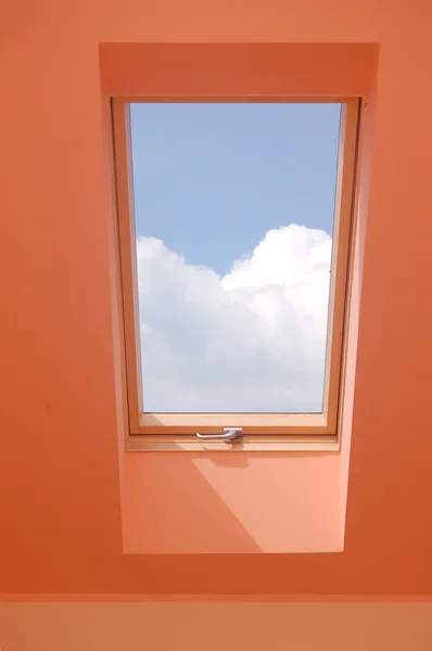 Kilátás az ablakon keresztül. — Stock Fotó