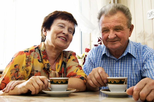 Happy smiled senior couple — Zdjęcie stockowe