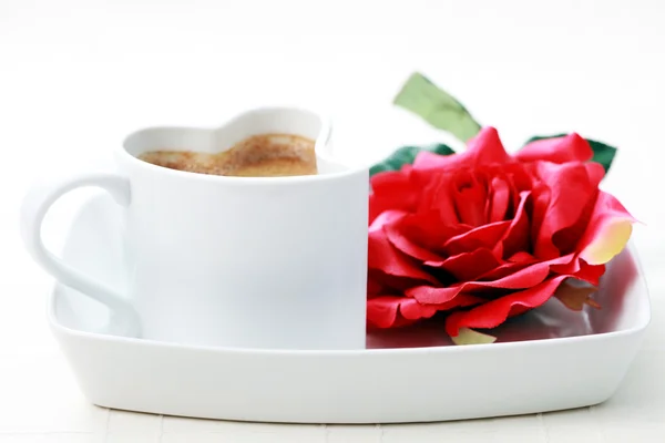 Kaffe och rose — Stockfoto