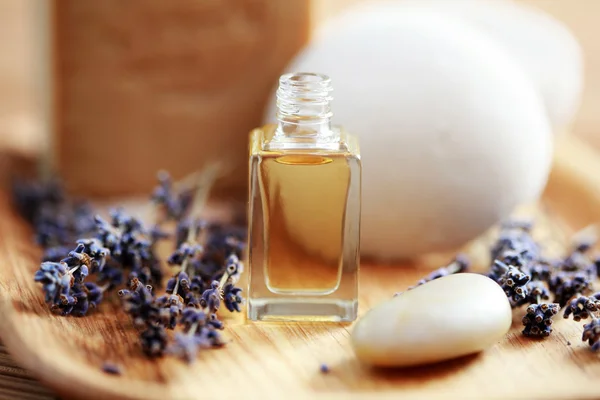 Lavender aromatherapy oil — Stock Photo, Image