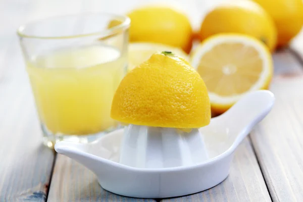 Espremedor de citrinos — Fotografia de Stock