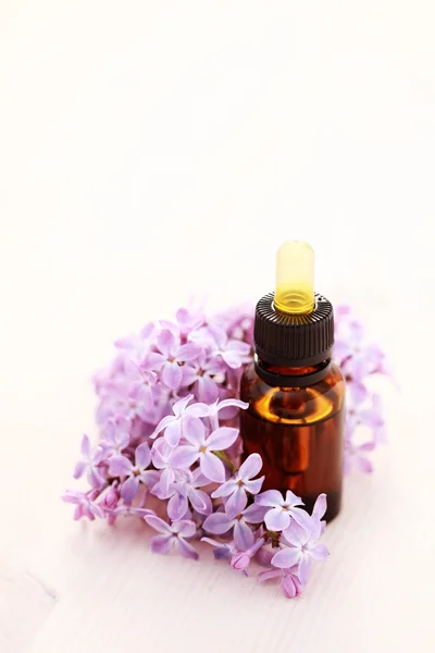 Lilac aromatherapy — Stock Photo, Image