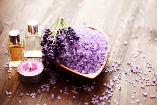 Lavender bath salt and massage oil — Stock Photo, Image