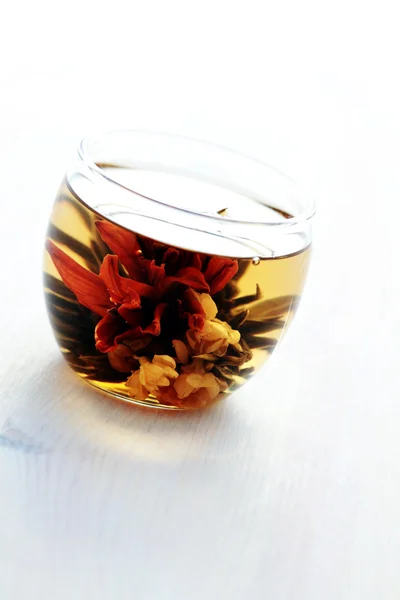 Glas witte thee — Stockfoto