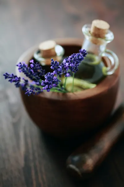 Olejek lawendowy masaż — Zdjęcie stockowe
