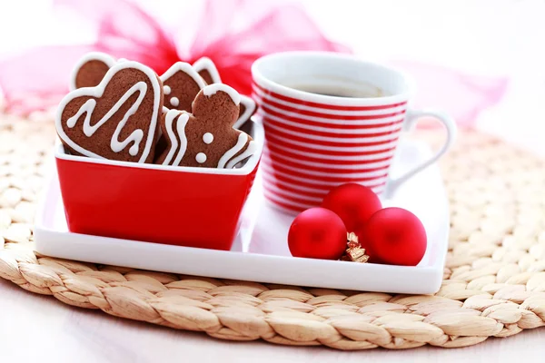 Koffie met gingerbreads — Stockfoto