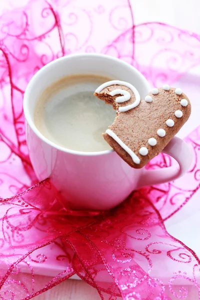 Kopje koffie met koekje — Stockfoto