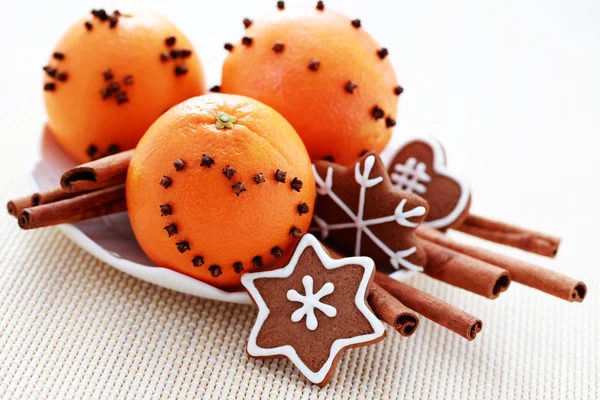 오렌지와 gingerbreads — 스톡 사진