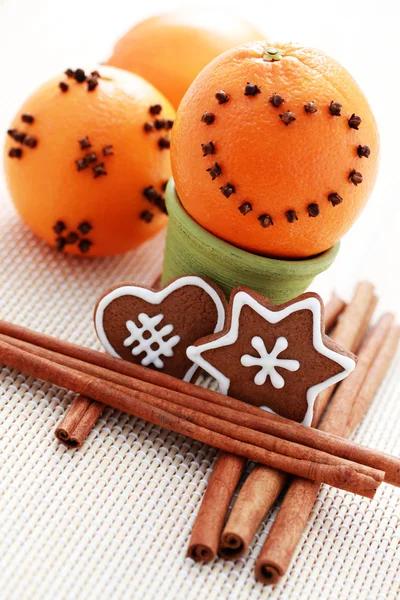Oranges and gingerbreads — Stock Photo, Image