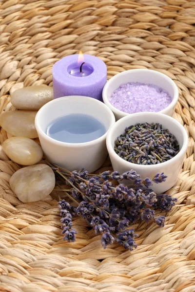 Aromatic lavender bath — Stock Photo, Image