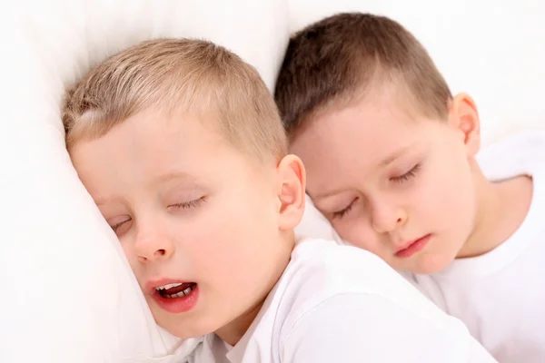 Crianças adormecidas — Fotografia de Stock