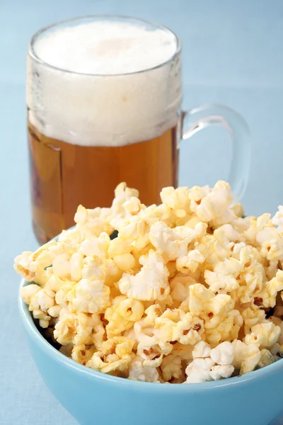 stock image Bowl of popcorn and beer