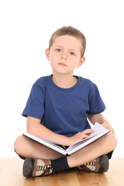 Chłopiec z książki — Zdjęcie stockowe