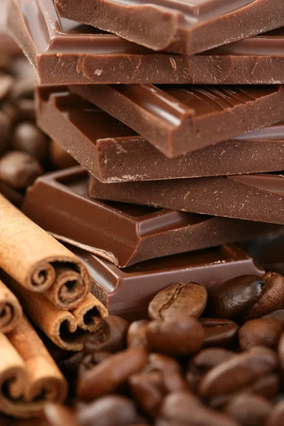巧克力咖啡和肉桂 — 图库照片