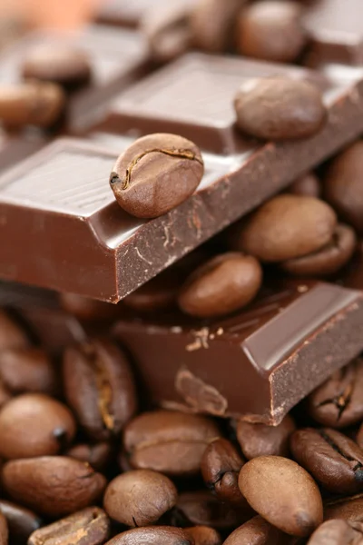 Suklaa ja kahvi — kuvapankkivalokuva