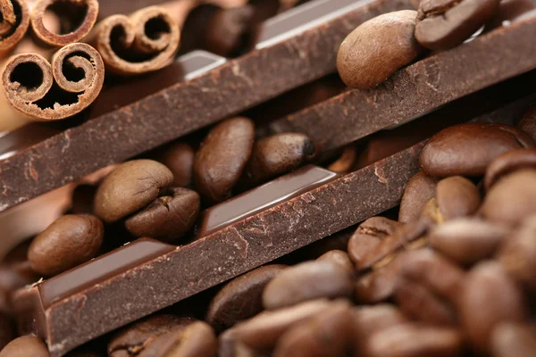 Çikolata kahve ve tarçın — Stok fotoğraf