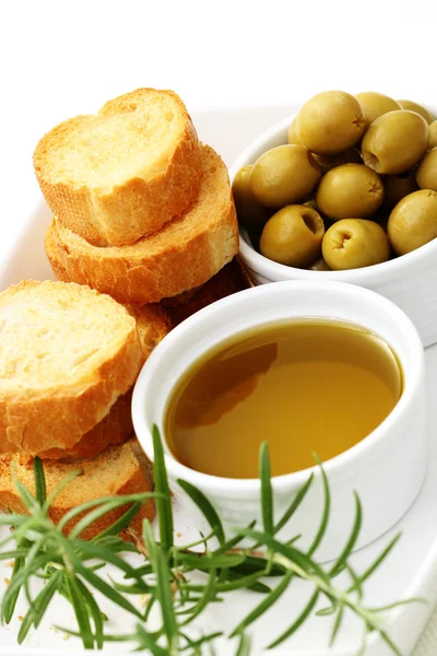 Stokbrood en olijfolie — Stockfoto
