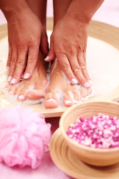 Relaxing Bath Feet Beauty Treatment — Stock Photo, Image
