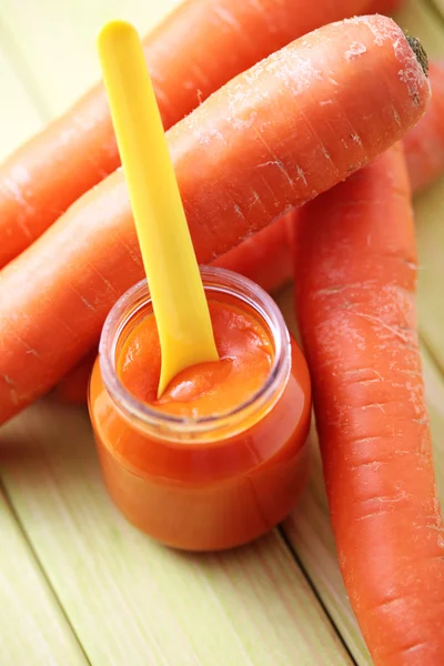 Jar Dengan Wortel Makanan Bayi Makanan Dan Minuman — Stok Foto