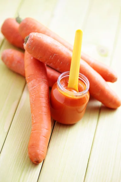 Makanan bayi - wortel — Stok Foto
