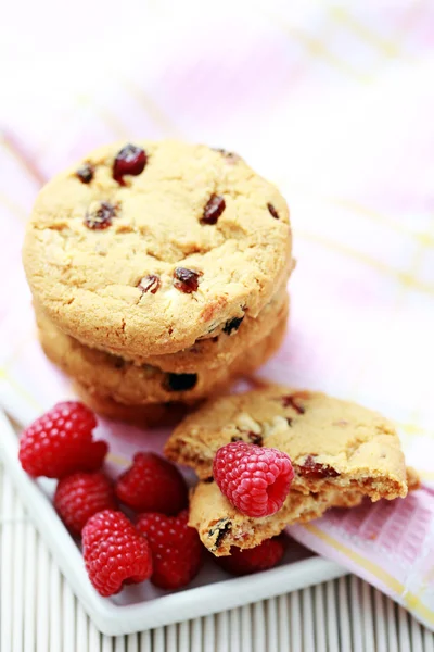 Gros Plans Des Biscuits Aux Framboises Aliments Sucrés — Photo