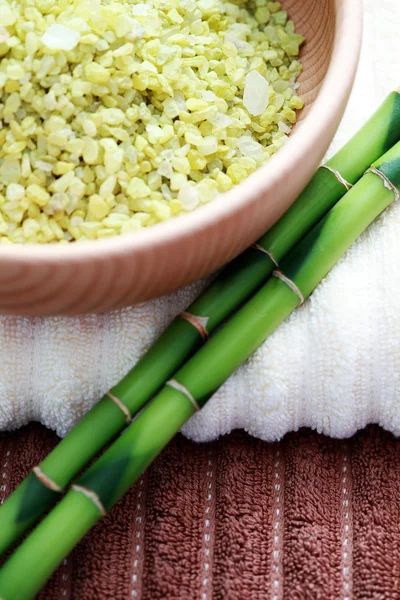 Groene bamboe badzout — Stockfoto