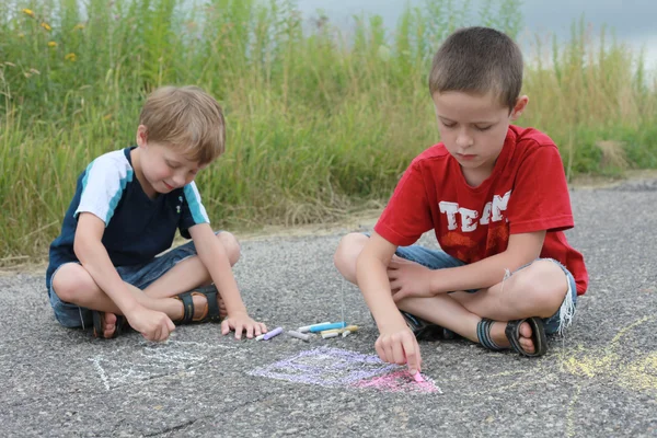 Two Young Boys Drawing Sidewalk Chalk Family Kids — Stock Photo, Image