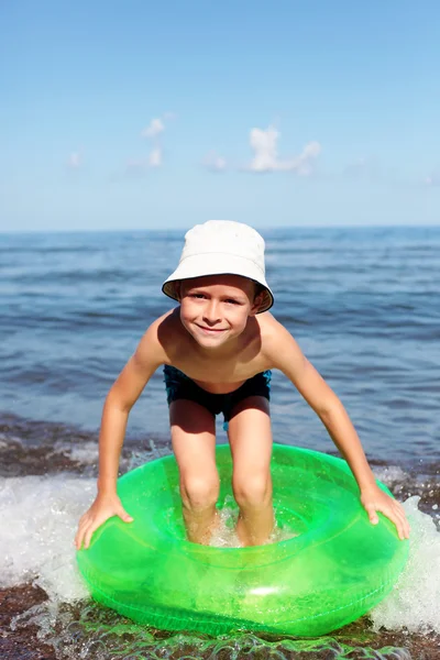 Régi Fiú Úszás Tengerben Gyerekek — Stock Fotó