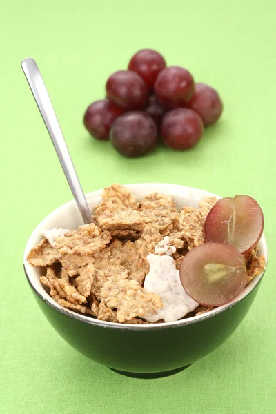 Bowl Full Musli Fresh Grapes Healthy Breakfast — Stock Photo, Image
