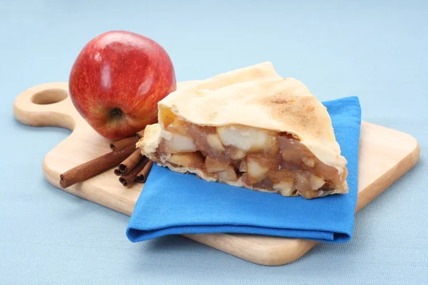 stock image plate of apple pie with fresh fruits