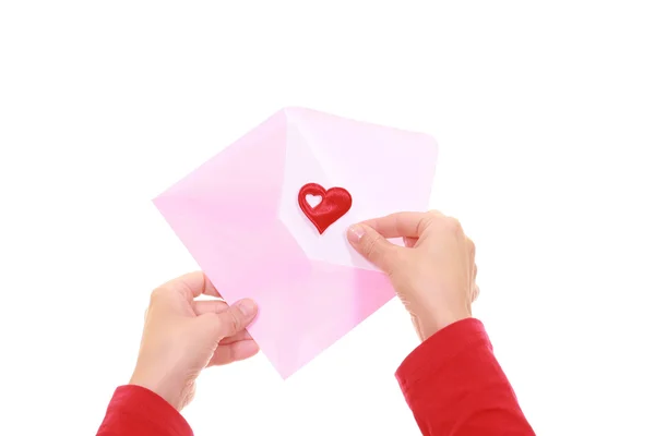 Mãos Com Carta Envelope Coração Isolados Branco — Fotografia de Stock