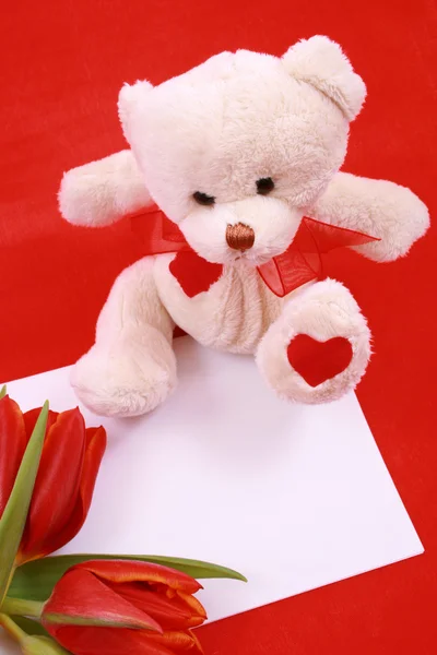 Lämna Ett Romantiskt Meddelande Papper Tulip Och Rött Hjärta — Stockfoto