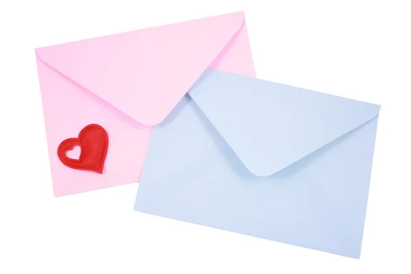 Dois Envelopes Azul Rosa Com Coração Vermelho Isolado Branco — Fotografia de Stock