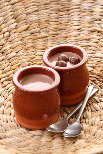 La crema de chocolate - el postre —  Fotos de Stock