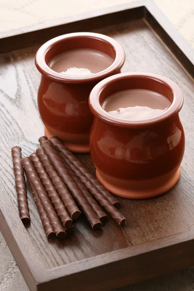 Шоколадний крем - десерт — стокове фото