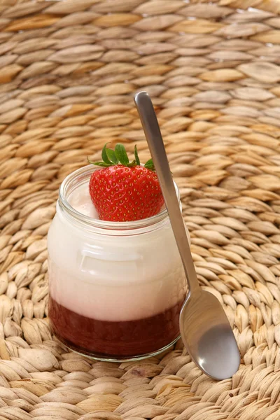 Glass Yogurt Strawberries Delicious Breakfast — Stock Photo, Image