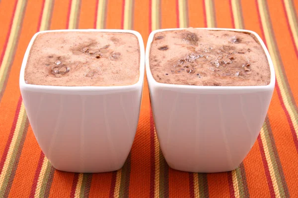 Дві Чашки Гарячого Шоколаду Крупним Планом — стокове фото