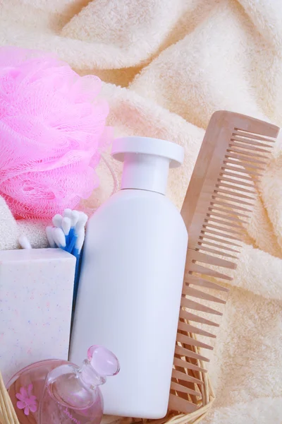 Beauty Accessories Towel Soap Parfume Bottle Shampoo Basket — Stock Photo, Image