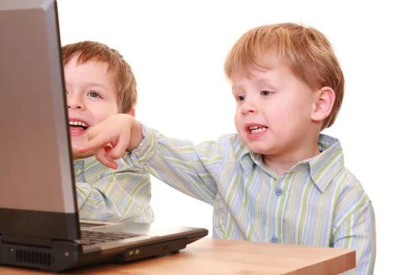 Bilgisayar çocuklar — Stok fotoğraf