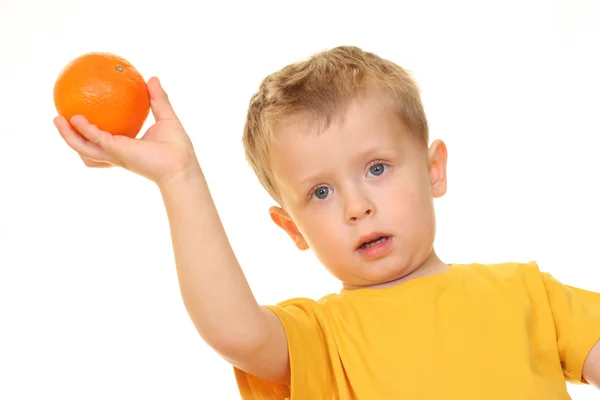 Menino Três Anos Com Fruta Laranja Isolada Branco — Fotografia de Stock