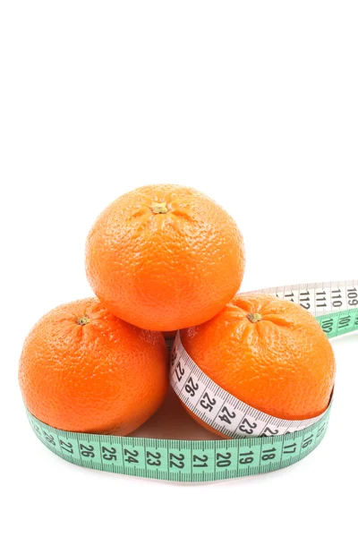 Tre Mandarini Misura Isolato Bianco — Foto Stock