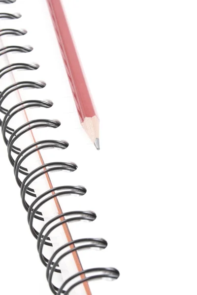 Close Ups Livro Espiral Lápis Isolado Branco — Fotografia de Stock