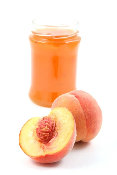 Jar Peach Jam Some Fresh Fruits Isolated White — Stock Photo, Image