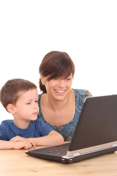 Mãe Anos Idade Filho Divertindo Com Jogo Computador Isolado Branco — Fotografia de Stock