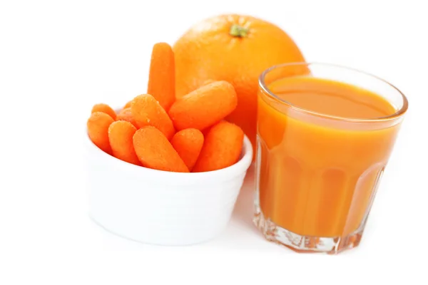 Carota e succo d'arancia — Foto Stock