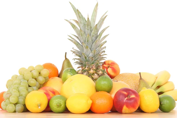 Veel Verschillende Vers Fruit Geïsoleerd Wit — Stockfoto